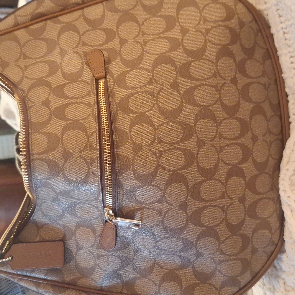 Coach Tan Signature Hobo Bag Nwot - Picture 4 of 16